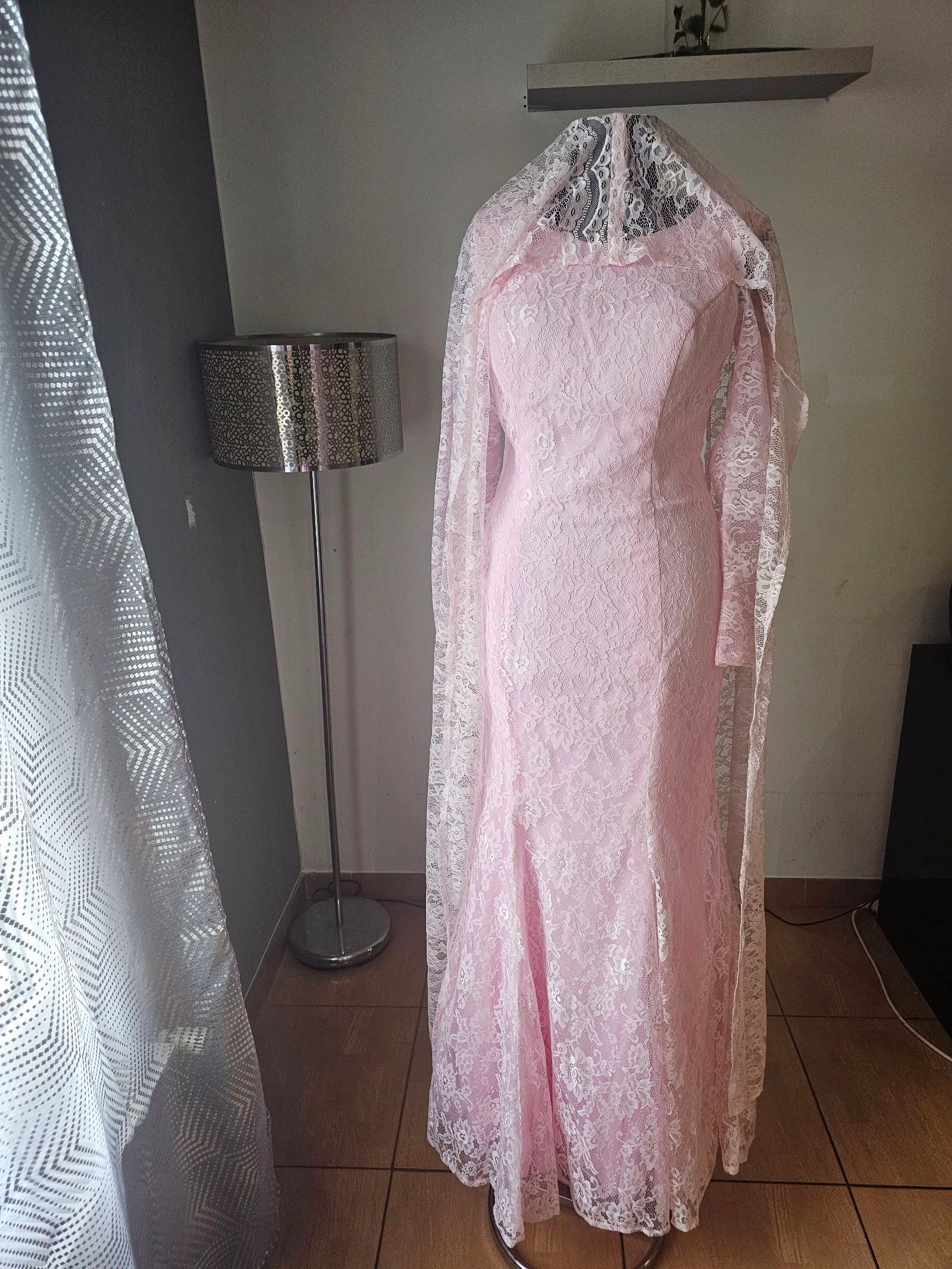 Pink mermaid lace long dress with long sleeves + new stole – photo 5